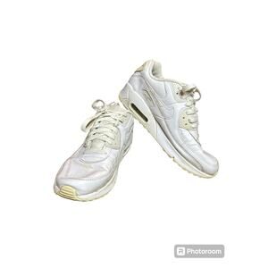 Nike Unisex White Classic Lace Up Leather Air Maxes Trainers Unisex Size 7Y